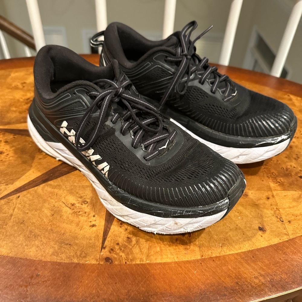 Hoka Bondi 7 , 8.5 Women’s